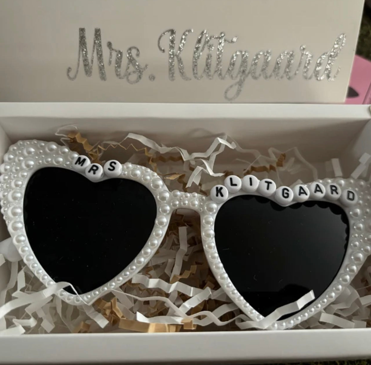 Customized Bride Bachelorette Heart Sunglasses Rhinestone, Bling Bride To Be Sunglasses, Pearl Sunglasses Bride, Wedding Accessories,(Free Gift Box)
