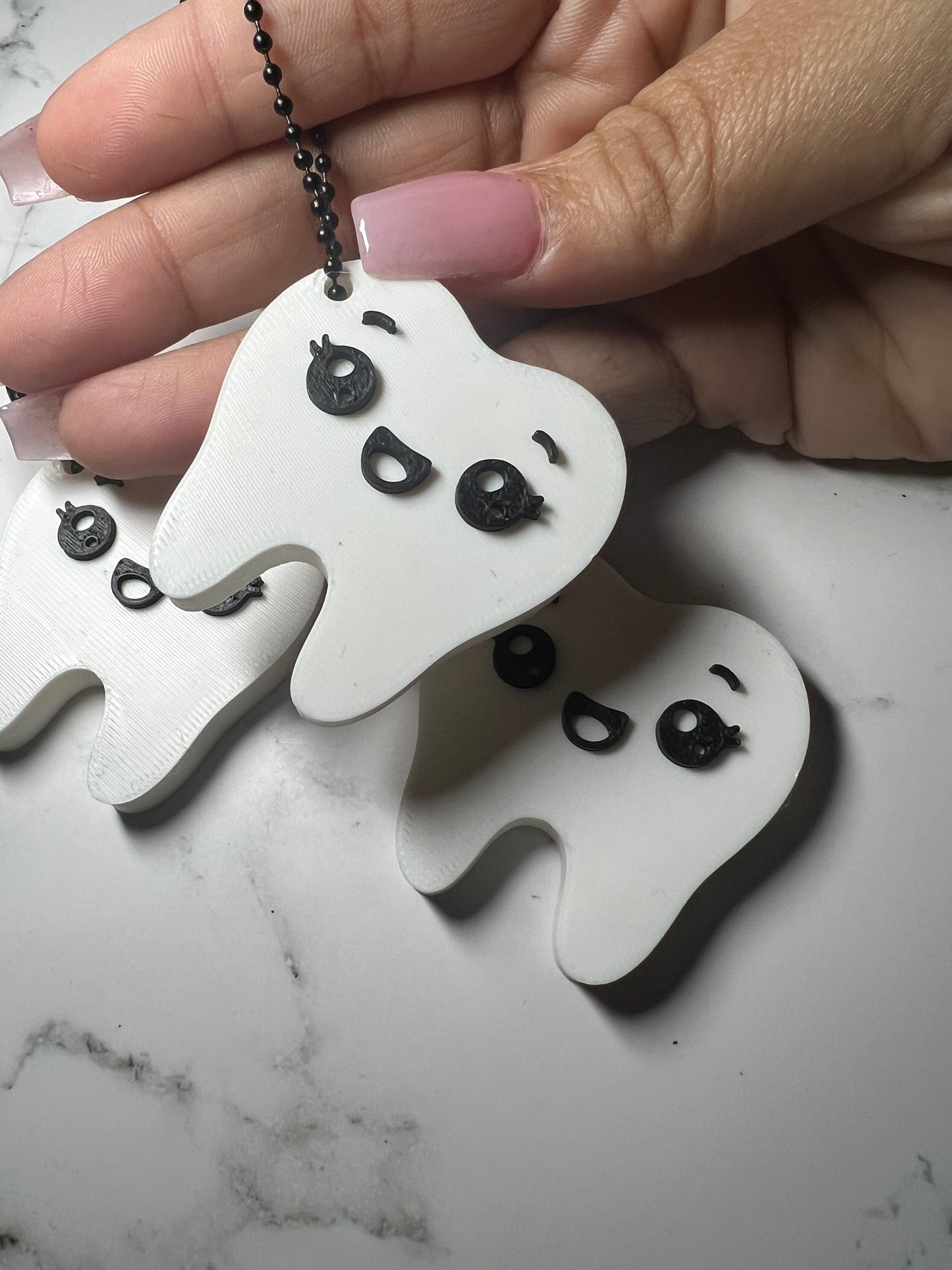 Bougie Toothy Can Popper Keychain